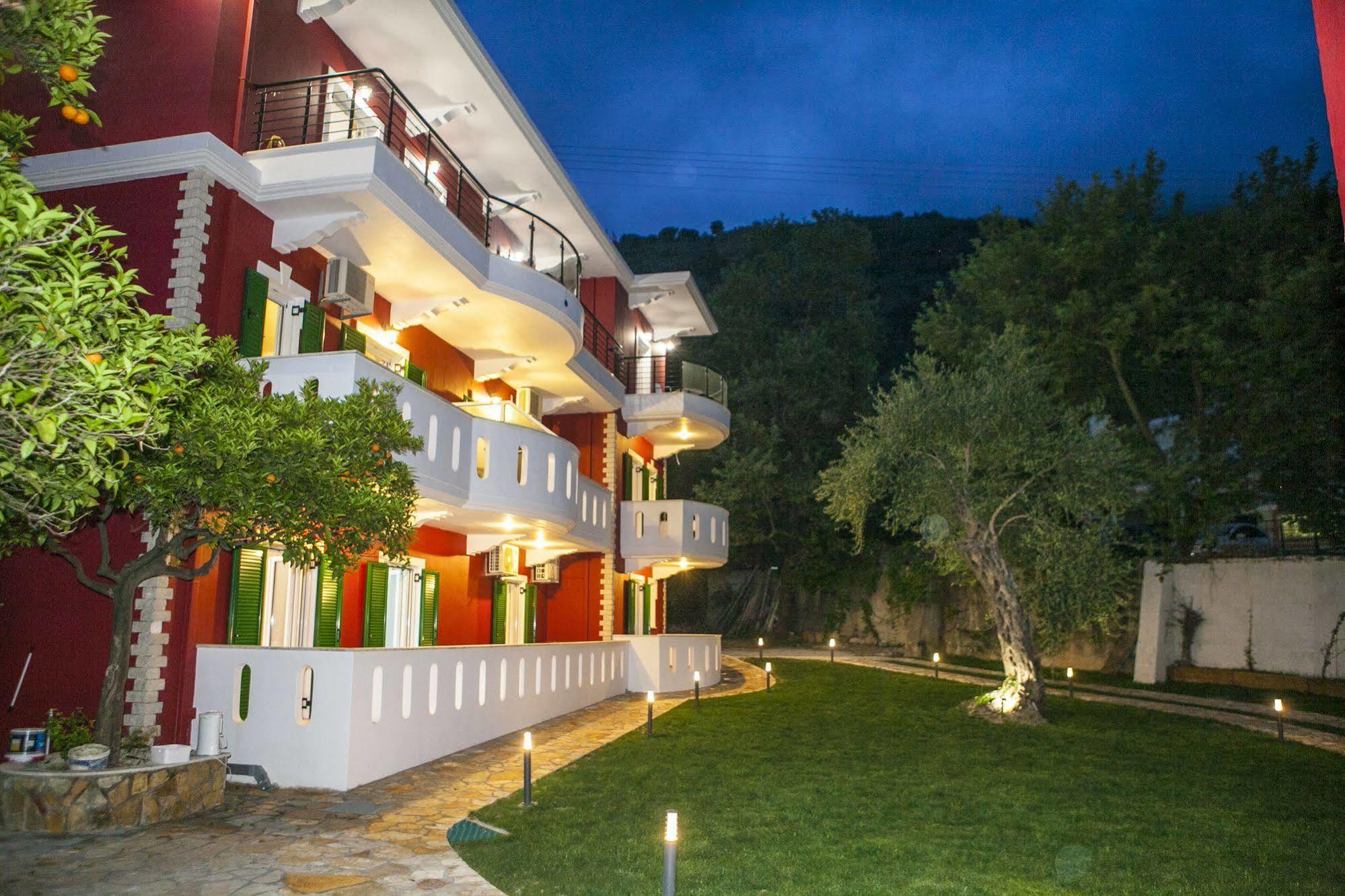 Oasis Exclusive Aparthotel Párga Kültér fotó