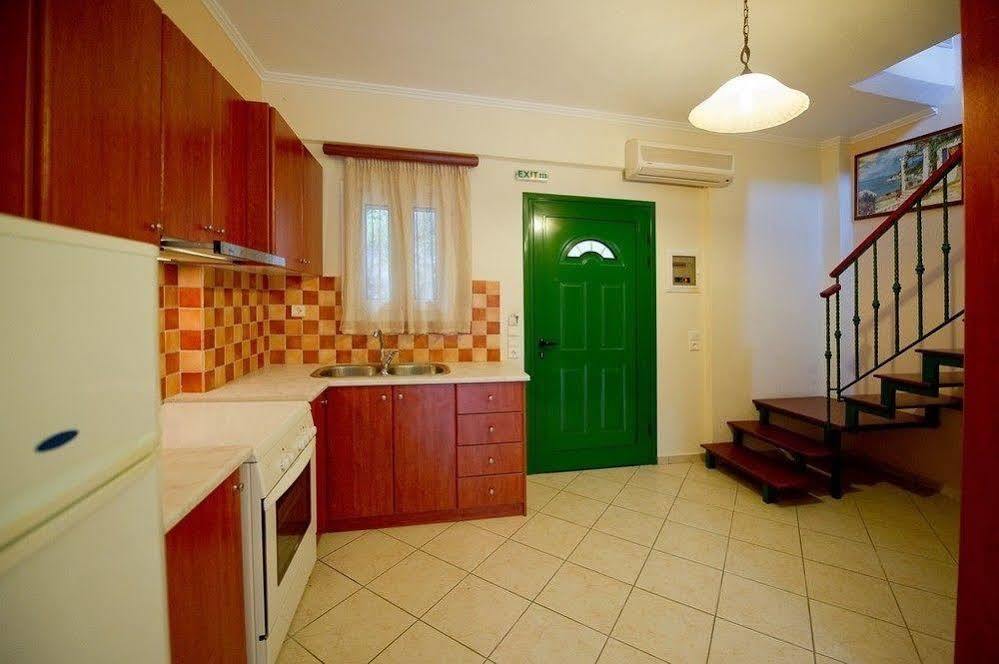 Oasis Exclusive Aparthotel Párga Kültér fotó